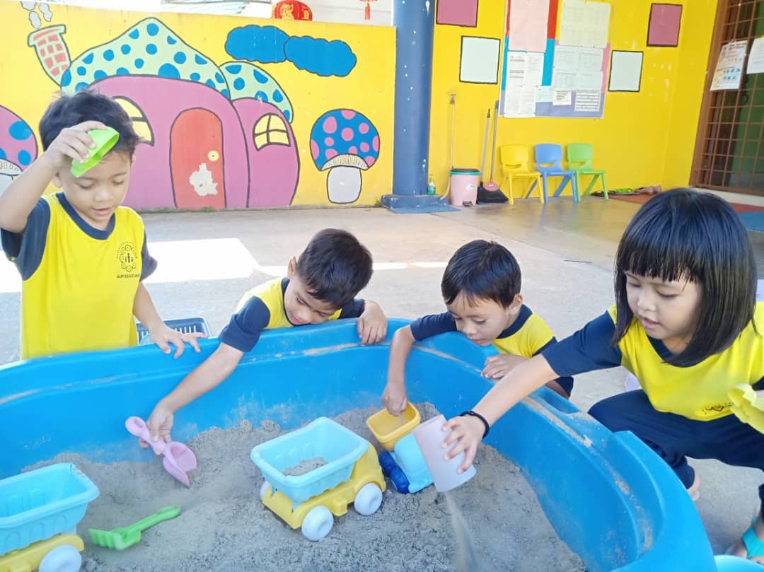 sand play 3